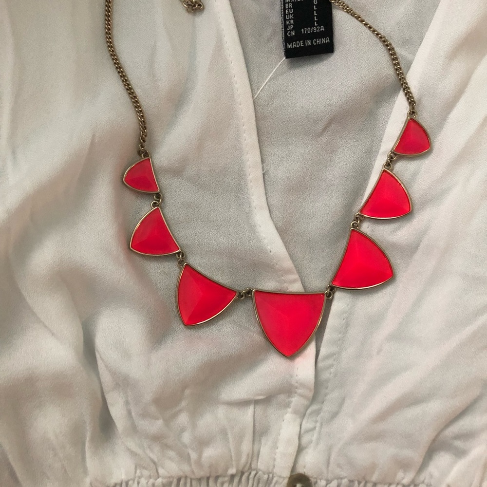 Statement necklace